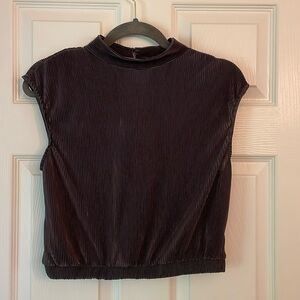 Revolve - RO & DE CO-OR Top Size M NWT